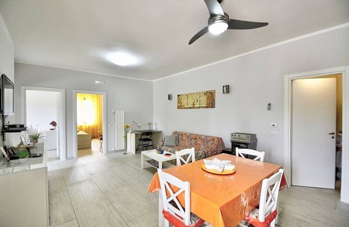 Frascinelle Casa | Villa Olga B: A cozy and welcoming apartment that is part of a villa situated in a quiet location, a few minutes from the town center, with Free WI-FI.