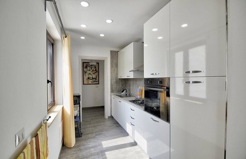 Frascinelle Casa | Villa Olga C: A cozy and welcoming apartment that is part of a villa situated in a quiet location, a few minutes from the town center, with Free WI-FI.