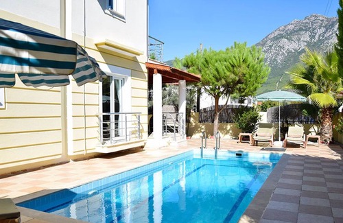 Yesiluzumlu Villa | Villa Olive (Villa Triplex de 4 dormitorios, con capacidad para 4 personas)