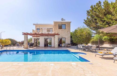 Peyia Town Villa | Villa Olivia Coral
