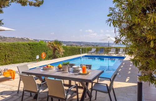 Peyia Town Villa | Villa Olivia Coral