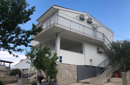 Stomorska Apartamento | Villa Olyntha