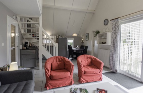 Daumazan-sur-Arize Casa | Villa on estate with 2 swimming pools