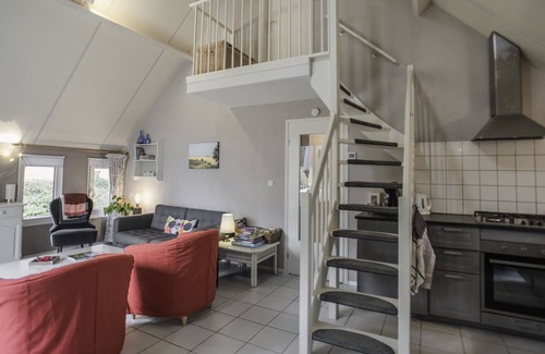 Daumazan-sur-Arize Casa | Villa on estate with 2 swimming pools