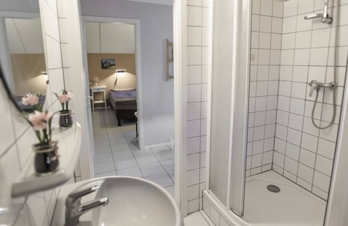 Daumazan-sur-Arize Casa | Villa on estate with 2 swimming pools