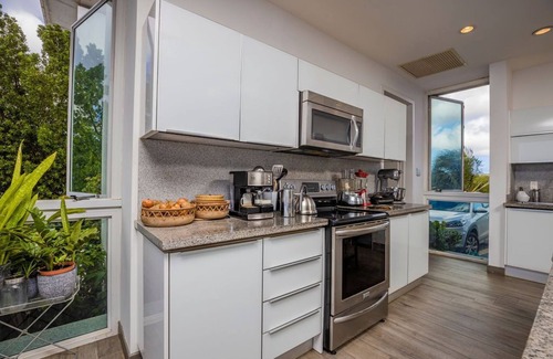Savaneta Casa | Villa de 6 dormitorios / 5 baños frente a la playa con piscina infinita con vista al Caribe