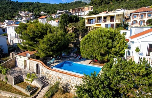 Dobra Voda Villa | Villa on the first line with a private pool