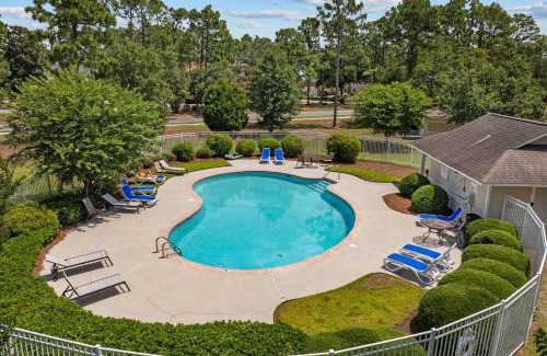 St. James Apartamento | Villa On The Green - Partial Condo