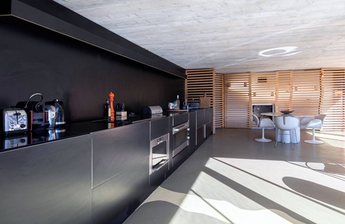 Bandol Villa | Villa On The Rocks Bandol / Rudy Ricciotti/