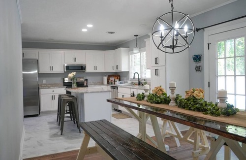 Terry Sanford Casa | Villa on Vista!