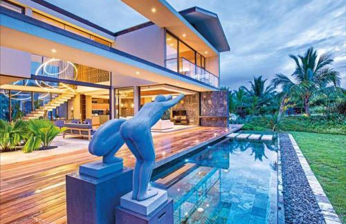Black River Villa | Villa One by IHR