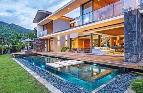 Black River Villa | Villa One by IHR