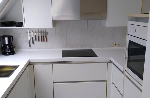 Oostduinkerke-Bad Villa | Casa de vacaciones, 300mv mar, ubicación tranquila / verde, 7pers + baby, Wifi + DigiTV, 3slaapks