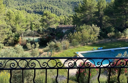 Vauvenargues Casa | Villa opposite Sainte Victoire 10 minutes from Aix en Provence