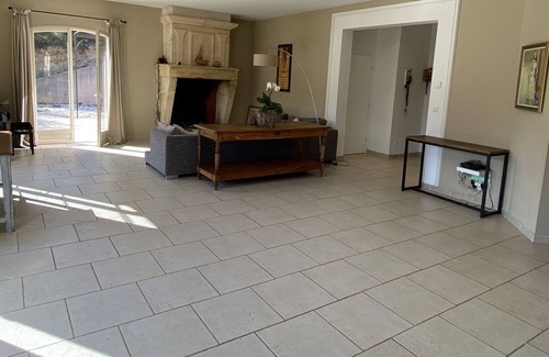 Vauvenargues Casa | Villa opposite Sainte Victoire 10 minutes from Aix en Provence