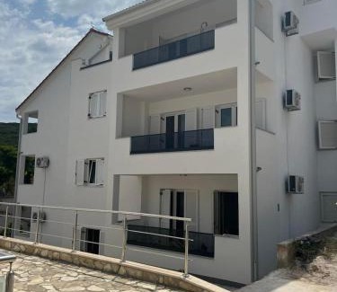 Necujam Apartamento | Villa Ornella