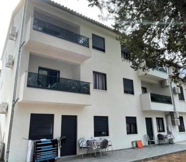 Necujam Apartamento | Villa Ornella