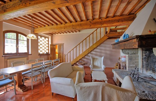 Montegufoni Otro | Castle Apartment en Montegufoni con 4 habitaciones, capacidad 8