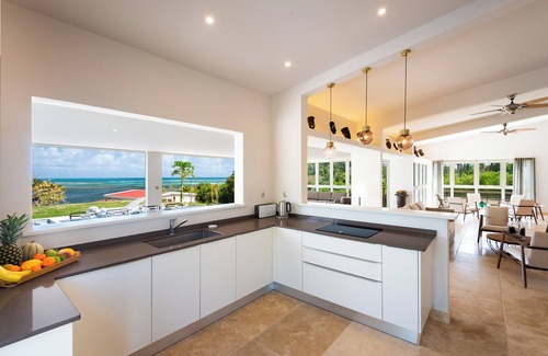 Le Vauclin Villa | Villa Pétronille, alquiler de villas de lujo con piscina y vistas al mar.