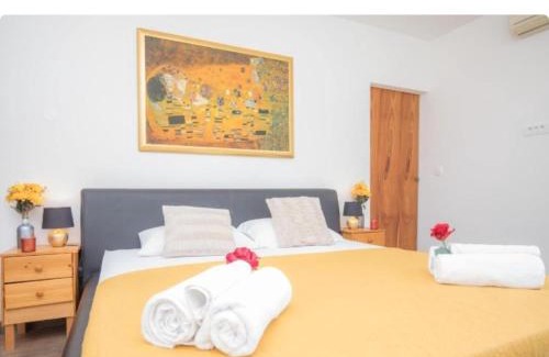 Sibenik Casa | Villa P - Holiday Home