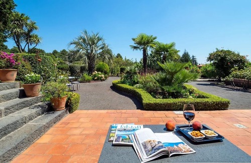 Pedara Villa | Villa Palla - Private villa with pool, Etna Area