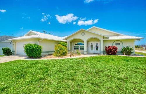 Pelican Villa | VILLA PALM TREE - 2 BEDS - 2 BATHS - 4 GUESTS - POOL - INCL. 10% OFF BOAT RENTAL