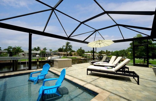 Yacht Club Villa | Villa Palms at Mayfair: excelente ubicación para navegantes, cerca del río