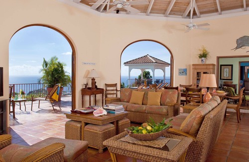 Point Rendezvous Villa | Enorme villa de 6 dormitorios! Duerme 14! ¡AC completo!