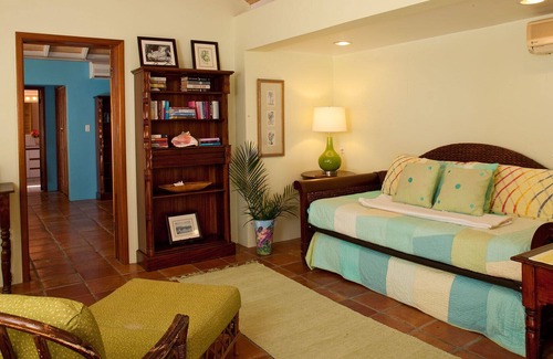 Point Rendezvous Villa | Enorme villa de 6 dormitorios! Duerme 14! ¡AC completo!
