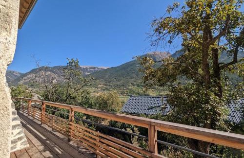 Puy-Saint-Andre Casa | Villa Panorama - 120m2, 8 pax, 6mn des pistes, rénové, plein sud