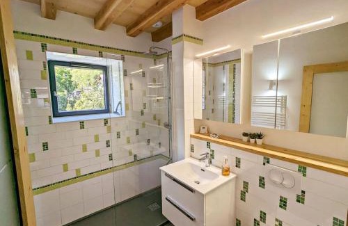 Puy-Saint-Andre Casa | Villa Panorama - 120m2, 8 pax, 6mn des pistes, rénové, plein sud