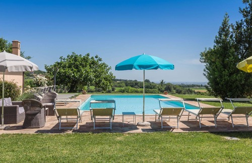 Tavernelle Villa | Villa Panorama con piscina en las colinas, a pocos kilómetros del mar Adriático