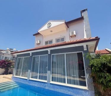 Ciftlik Villa | Villa Papatya