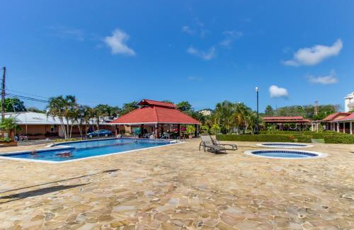 Jacó Apartamento | Villa Paraíso P-04