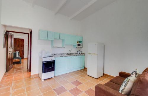 Jacó Apartamento | Villa Paraíso P-04