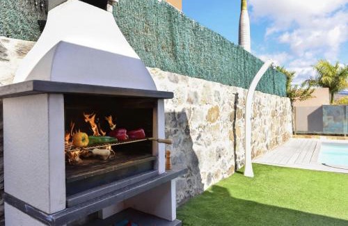 Salobre Chalet De Esquí | Villa Paradise