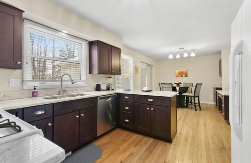 Bloomfield Hills Casa | Villa Patricia ideal for long term stays-near lakes