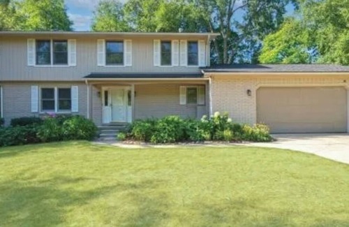Bloomfield Hills Casa | Villa Patricia ideal for long term stays-near lakes