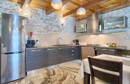 Pazin Casa | Villa Patrick, piscina privada, 8-10 personas, wifi gratis
