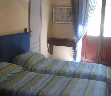 Lucca Historical Center Cama Y Desayuno | Villa Patrizia B&B