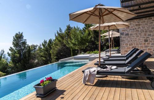 Evgiros Villa | Villa Pefko