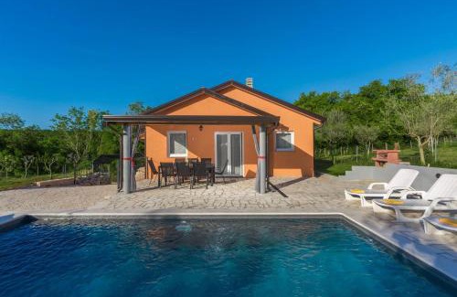 Radini Casa | Villa Pendolina Mit Privatem Pool Und Jacuzzi
