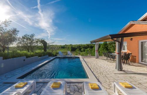 Radini Casa | Villa Pendolina Mit Privatem Pool Und Jacuzzi