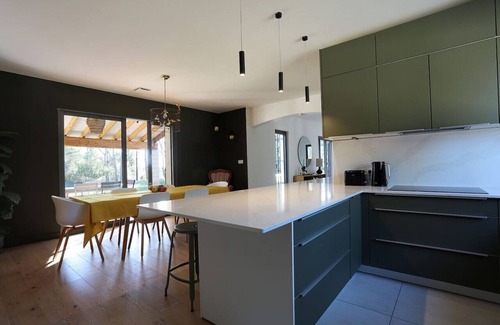 Assas Casa | Villa Perdigal : pool, petanque, trampoline, ping-pong, basketball, babyfoot, swing, indoor bike...