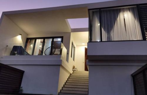 Pereybere Casa | Villa Pereybère White Pearl