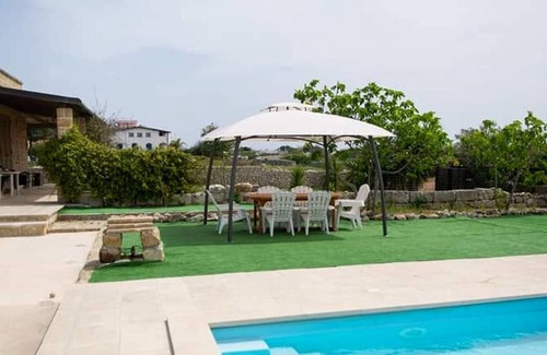 Diso Villa | [Villa Perilli] Estancia de Lujo con Piscina Privada