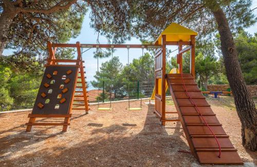 Sveta Nedjelja Apartamento | Villa Perka