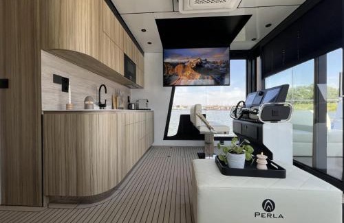 Baambrugse Zuwe Alquiler De Eote | Villa Perla Mare - Sauna Experience - On a lake near Amsterdam