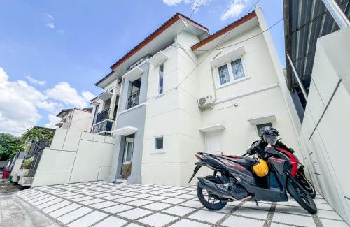 Mlati Casa | Villa Pesona Palagan
