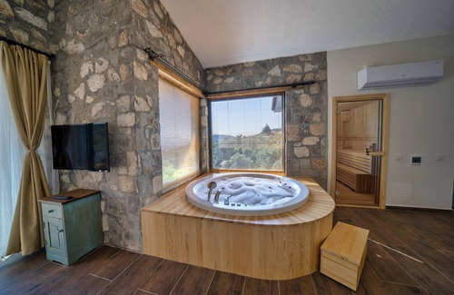 Faralya Villa | Villa Pine Private Ubicada en un lugar tranquilo y pintoresco